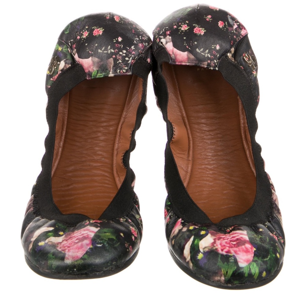 Givenchy Black Floral 38.5/8.5 Ballet Flats. Like new